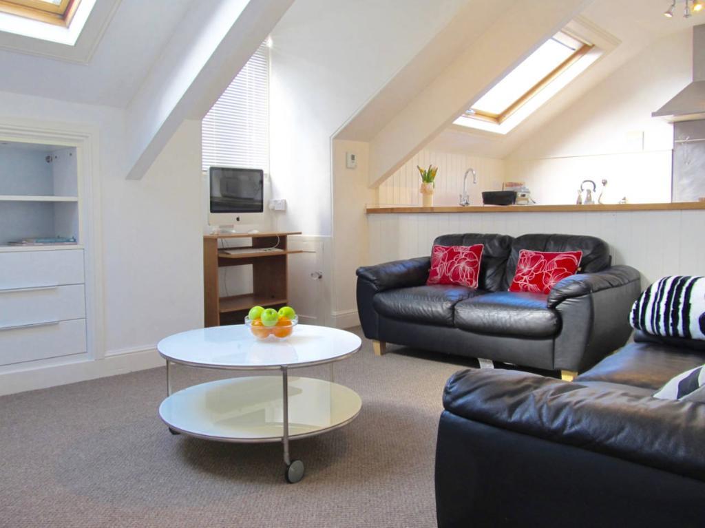 The Hideaway, Victorian Townhouse Apartment With Parking Plymouth Esterno foto